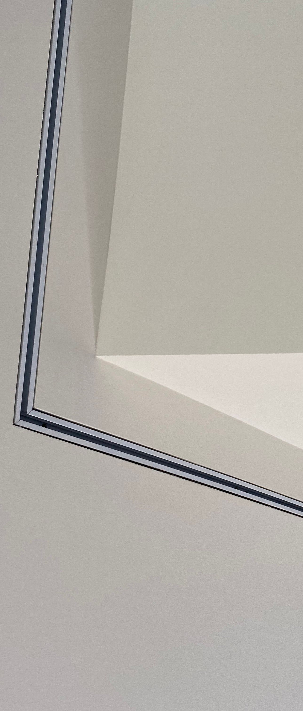 Close-up of Forest RTS recessed ceiling track detail